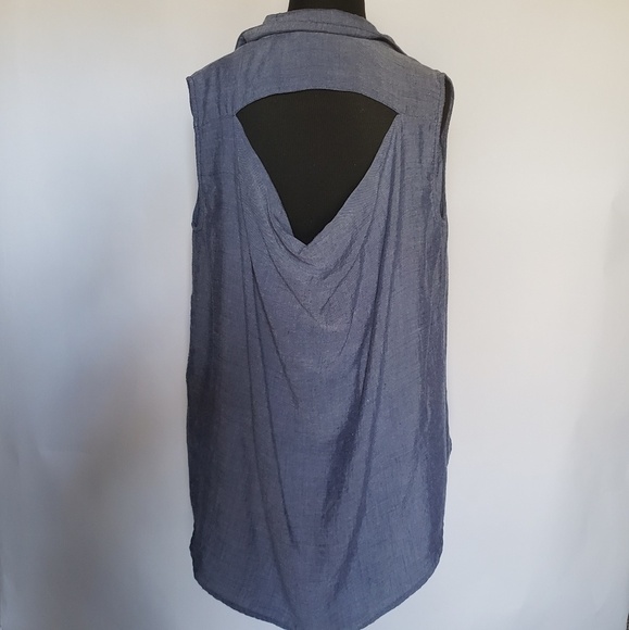 CAbi summer sleeveless hi lo button down - Picture 4 of 6